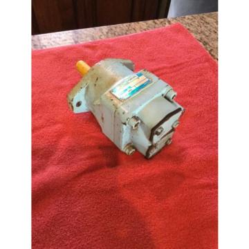 Hagglunds Denison M4 Series Hydraulic Vane Motor M4C-031-1N00-A102