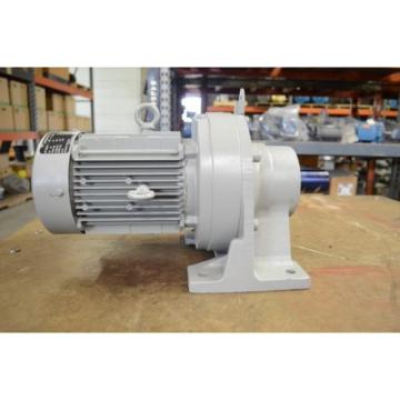 Sumitomo Gear Motor CNHMS1 6120YC-59 1 HP 297 RPM