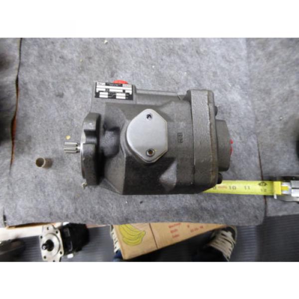 Origin PARKER DENISON PISTON PUMP PVP1636BRV12X3932 #2 image