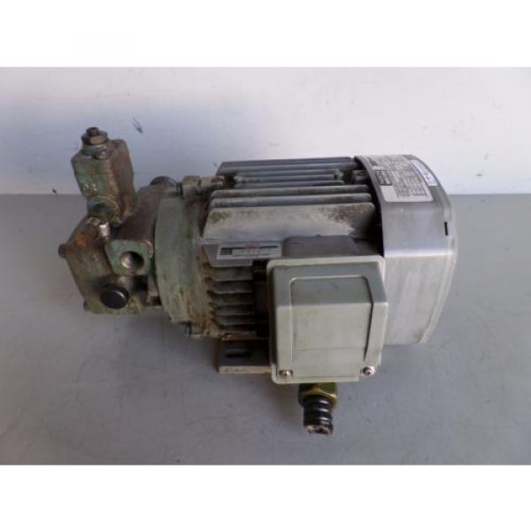 NACHI INDUCTION MOTOR LTIS-NR VBCA-0A4B07 PUMP VDS-0B-1A2-U-10 LOT# 2125M James #1 image